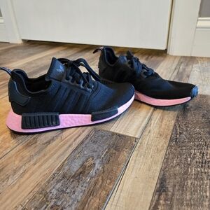 Adidas NMD_R1 Core Black True Pink Womens | Sneakers | Shoes | Size 6